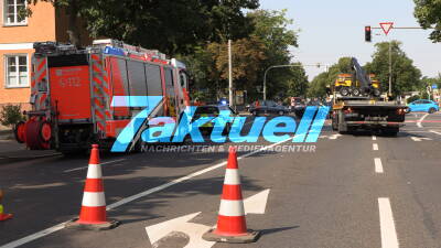Kreuzungscrash in Leipzig - Hoher Sachschaden