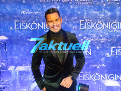 Viele  VIPs bei Premiere des Eiskönigin Musicals im Stuttgarter Stage Apollo Theater