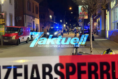 Person mit Schussverletzung schwer verletzt aufgefunden und in Krankenhaus eingeliefert