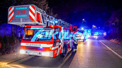 Großeinsatz der Feuerwehr in Reutlingen - Fahrzeuge in Tiefgarage ausgebrannt