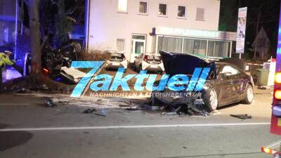 Zwei junge Frauen tot wohl nach Autorennen - 2 PKW krachen zusammen, eins kippt um - 2 unbeteiligte Menschen sterben - 1 Fahrer festgenommen, der andere auf der Flucht!