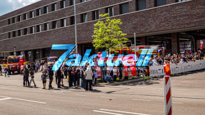 Tausende Menschen besuchten die neue Feuer- und Rettungswache 5 in Möhringen am Tag der offenen Türe am Wochenende