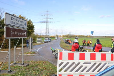 Sprengung der Kühltürme des ehemaligen Kernkraftwe...