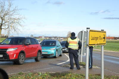Sprengung der Kühltürme des ehemaligen Kernkraftwe...