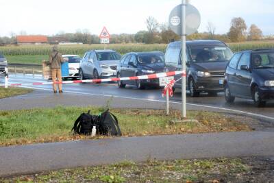 Sprengung der Kühltürme des ehemaligen Kernkraftwe...