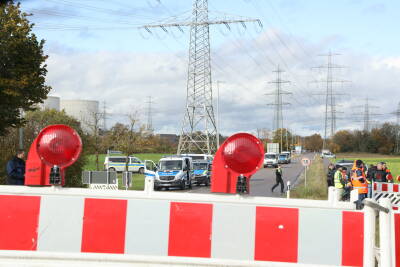 Sprengung der Kühltürme des ehemaligen Kernkraftwe...