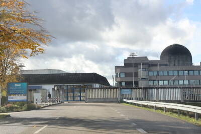 Sprengung der Kühltürme des ehemaligen Kernkraftwe...