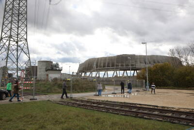 Sprengung der Kühltürme des ehemaligen Kernkraftwe...
