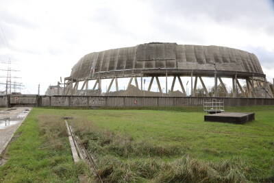 Sprengung der Kühltürme des ehemaligen Kernkraftwe...