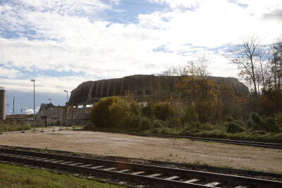 Sprengung der Kühltürme des ehemaligen Kernkraftwe...