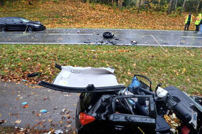 Horrorunfall: Der Lenker hatte keine Chance.

Um...