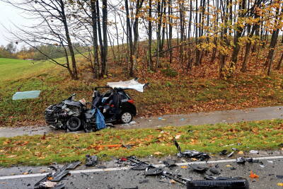 Horrorunfall: Der Lenker hatte keine Chance.

Um...