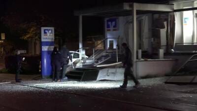 NÜRTINGEN: In der Nacht auf Montag haben Unbekannt...