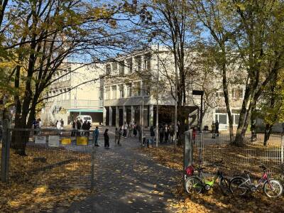 Am Vormittag wurde an der Klingenbachschule in Stu...