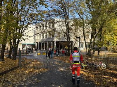 Am Vormittag wurde an der Klingenbachschule in Stu...