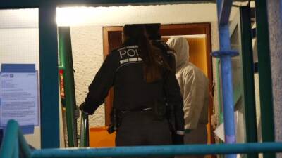 Eine Frau und zwei Kinder sind am Mittwochmittag (...